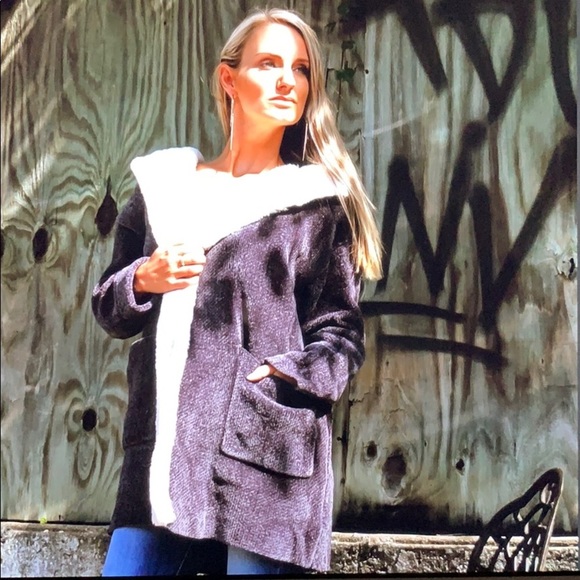 LUSH Grey Chenille and faux fur sweater co… - Picture 3 of 8